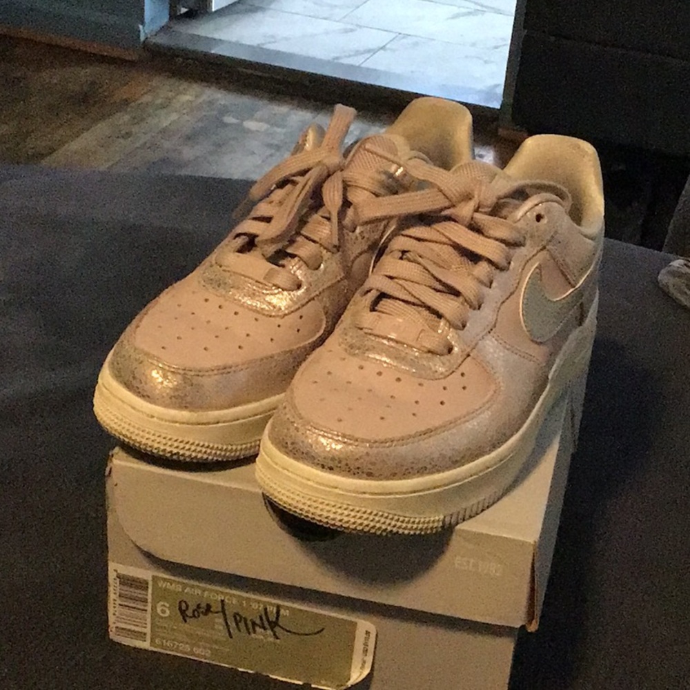 Wms AirForce RosePinkSiver Jordan’s